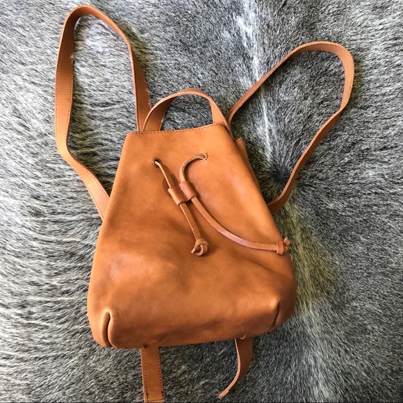 Madewell Handbags - Madewell Mini somerset leather backpack 🎒